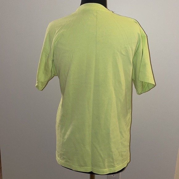 NWOT Nike bird T-shirt The Nike Tee size- S - Picture 3 of 4